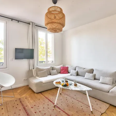 Guestready - Design Pres Du Moulin Rouge
